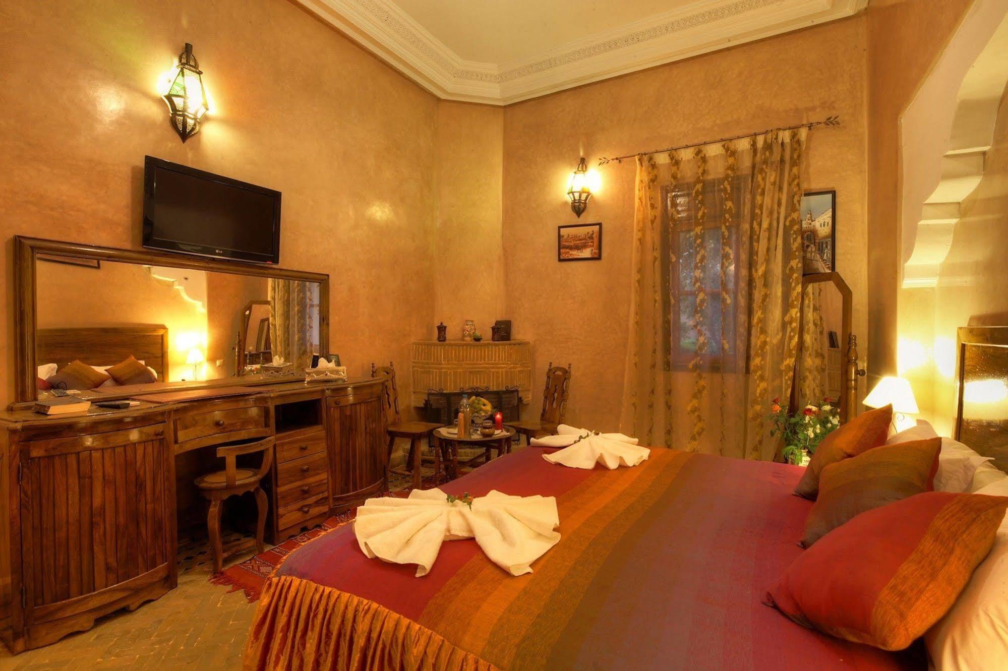 Villa Dar Mya Palmiers Marrakesh Extérieur photo